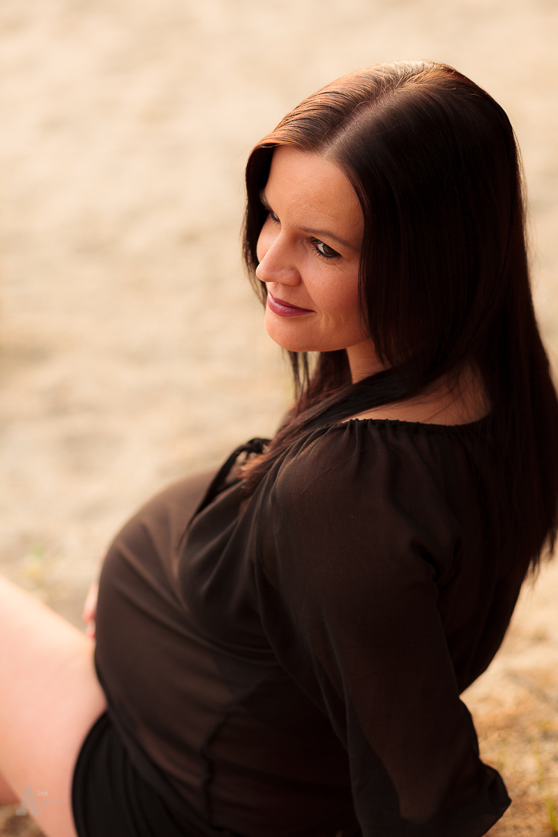 “Maternity can make the prettiest woman even more irresistible.”